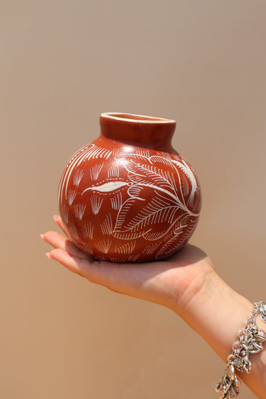 Ancestral Michoacán Vase (terracotta red small)
