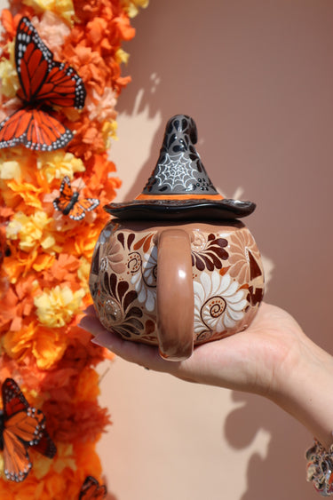 Brujita 🧙🏽‍♀️ | Handmade Pumpkin Witch Mexican Mug Candle | Day of the Dead