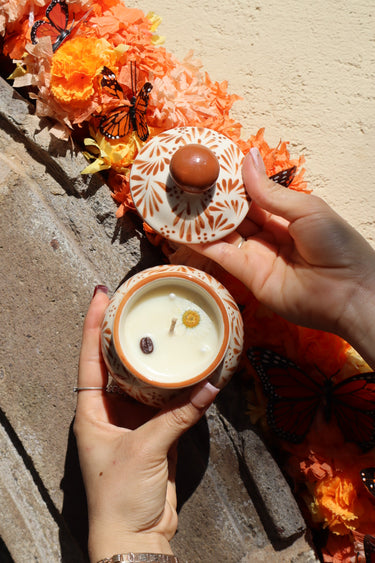 Tierra Cálida Tapadita | Handmade Mexican Ceramic Candle
