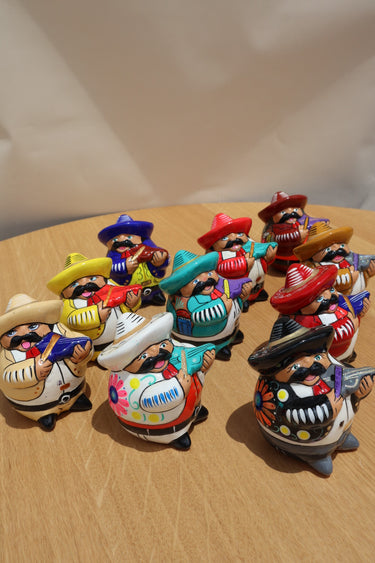 Violinist Mariachi Figurine (Guerrero, Mexico) (Design & Colors Sold at Random)