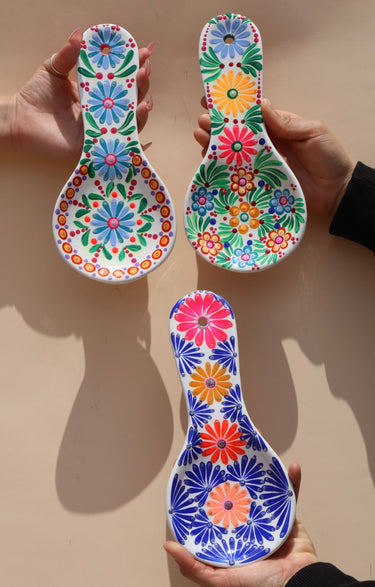Guerrero Spoon Rest – White Base | Hand-Painted in Guerrero, Mexico