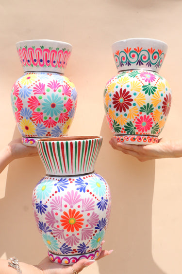 Guerrero Flower Vase (Large) – White Base | Hand-Painted in Guerrero, Mexico