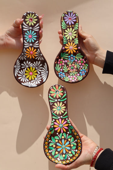 Guerrero Spoon Rest – Brown Base | Hand-Painted in Guerrero, Mexico