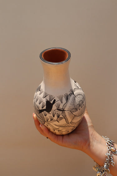 Ancestral Michoacán Vase (white) (style b)
