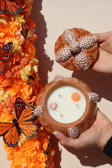 PREORDER: Pan de Muerto Candle (Light) (7-8 weeks to ship)