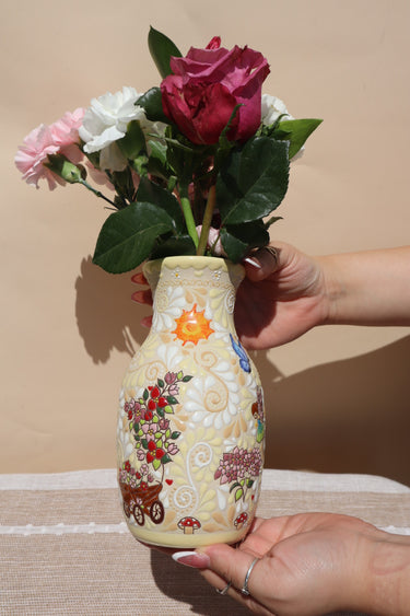 Soft Butter Casita (Fairy Vase) 💛🧚🏽‍♀️