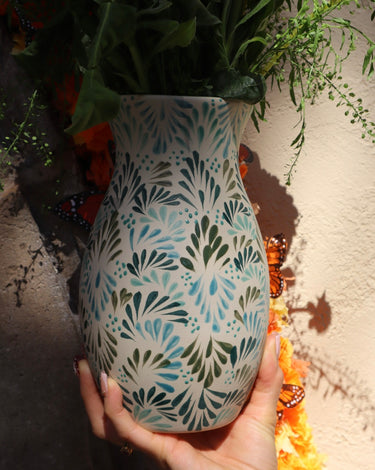 Verde Tranquilo | Handmade Mexican High-Fired Ceramic Vase