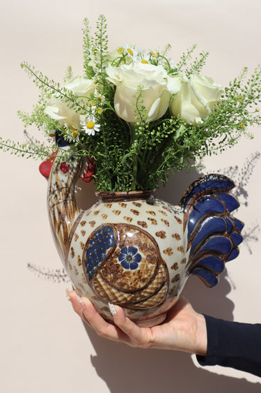 Gallinita Vase 🐓 (Chicken)
