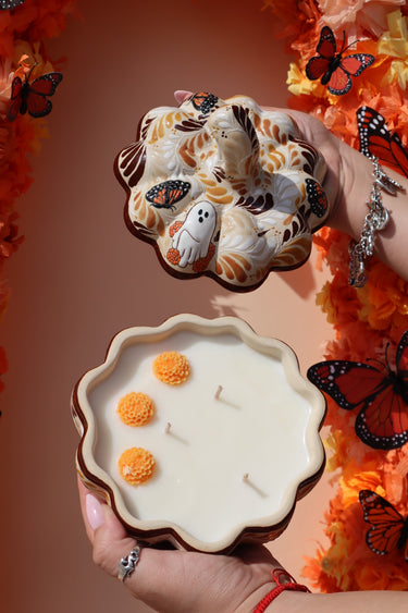 PREORDER: Mariposa de Otoño Calabaza 🧡 (medium) (10-12 WEEKS TO RECEIVE)