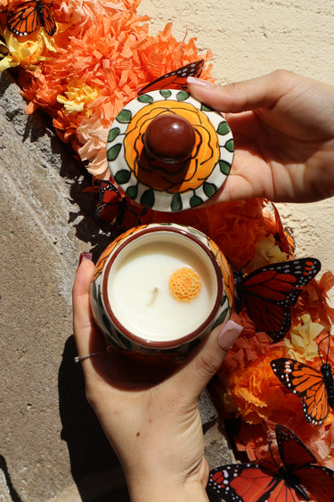 Cempasúchil Tapadita | Handmade Mexican Ceramic Candle