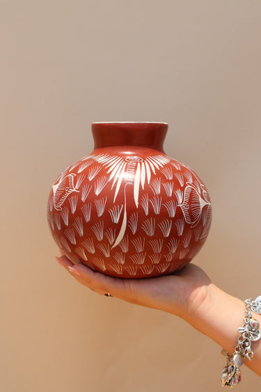Ancestral Michoacán Vase (terracotta red)