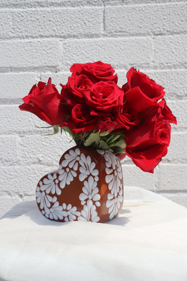 Corazón Vase (Brown)