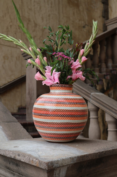 Michoacán Sphere Vase - Neutral Tones
