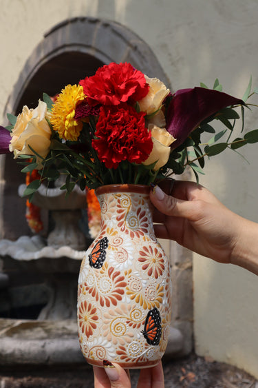 Mini Recuerdos y Monarcas Vase