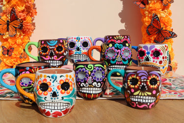 Tacita Calavera - Brown Base | Dia de Muertos Candle