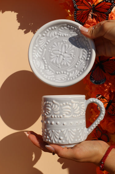 Puebla Talavera Taza Set (White & Grey)