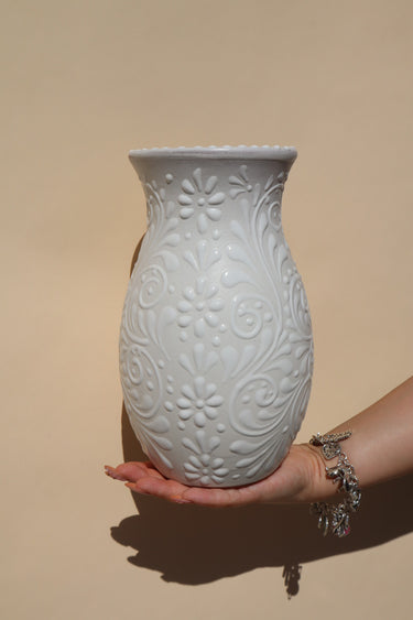 Flores de Guanajuato Vase (White) (design B)