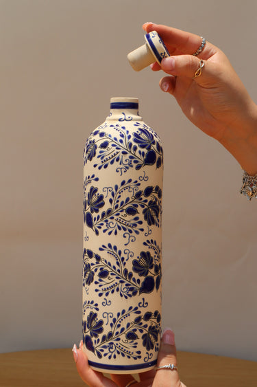Blue Flores Elegante Artisan Bottle Set